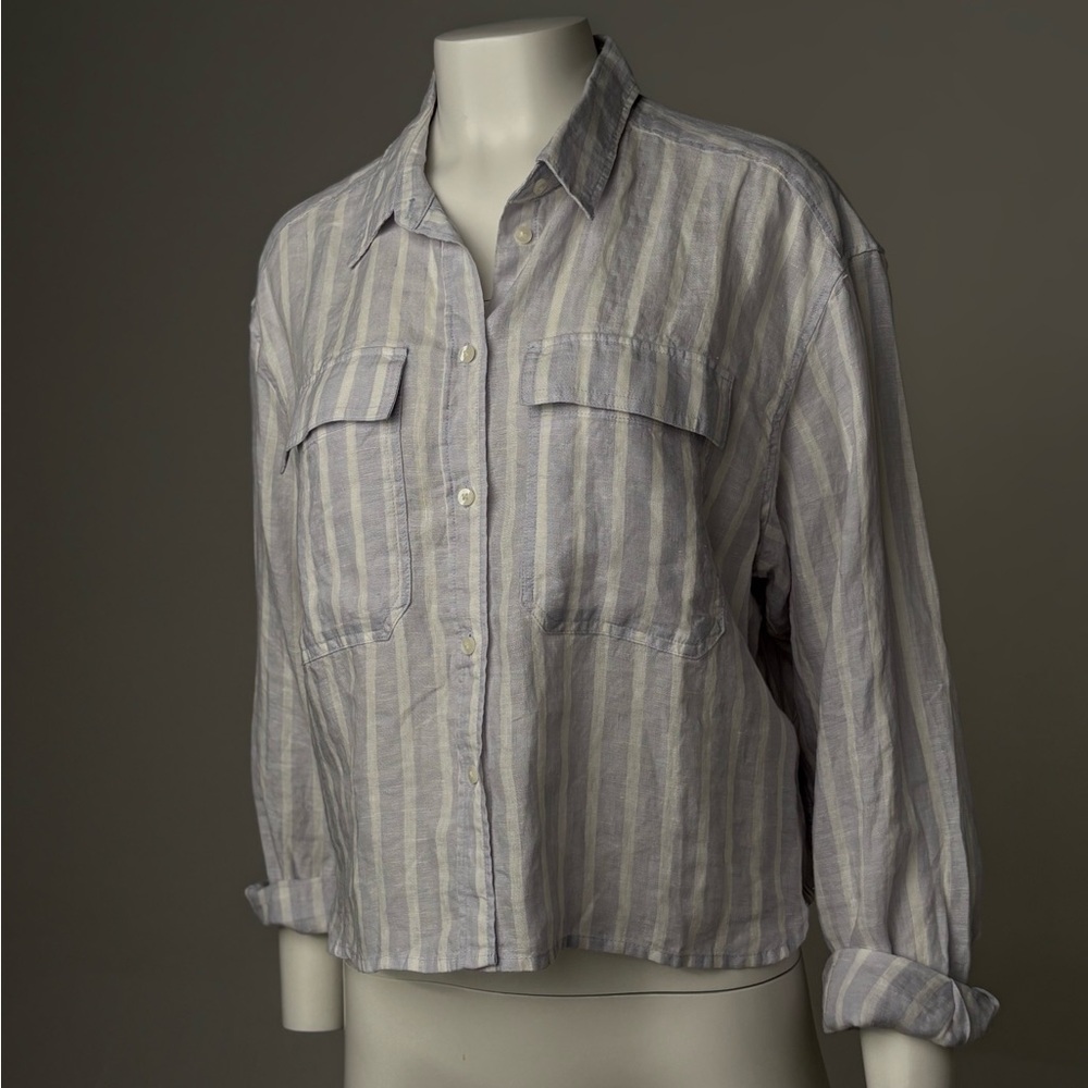 GAP Light Blue and White Striped Women’s Shirt